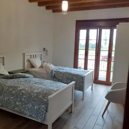 Y Casa La Paredana, Fontoria