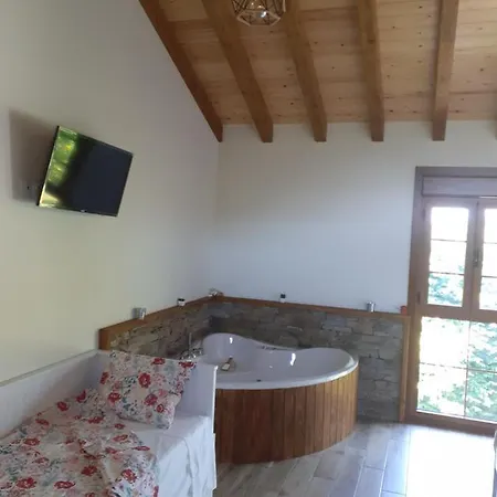 Y Casa La Paredana, Fontoria