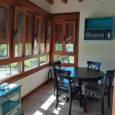 Y Casa La Paredana, * Fontoria