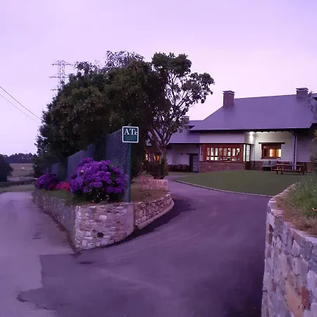 Y Casa La Paredana, * Fontoria