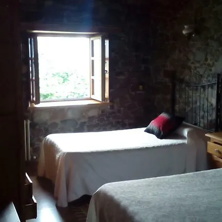 Y Casa La Paredana, Casa rural Fontoria