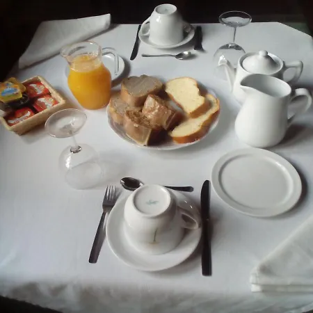 Y Casa La Paredana, * Fontoria